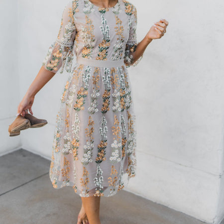 Embroidered Wisteria Flower Mesh High Waist Slim Mid-length Dress - ANIBEY