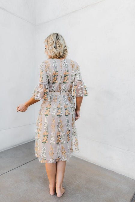 Embroidered Wisteria Flower Mesh High Waist Slim Mid-length Dress - ANIBEY