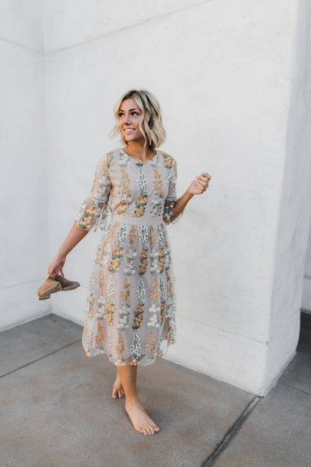 Embroidered Wisteria Flower Mesh High Waist Slim Mid-length Dress - ANIBEY