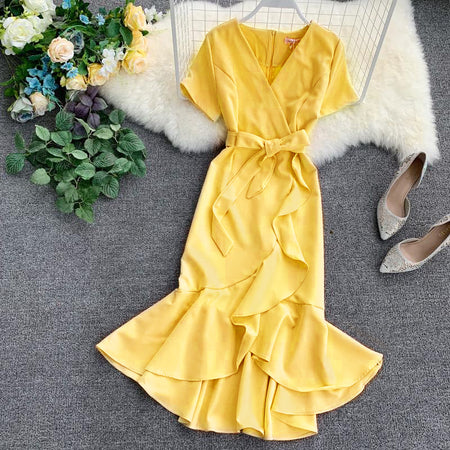 Retro Solid Color V-Line Short-Sleeved High-Waist Lace-Up Front Short And Long Back - ANIBEY