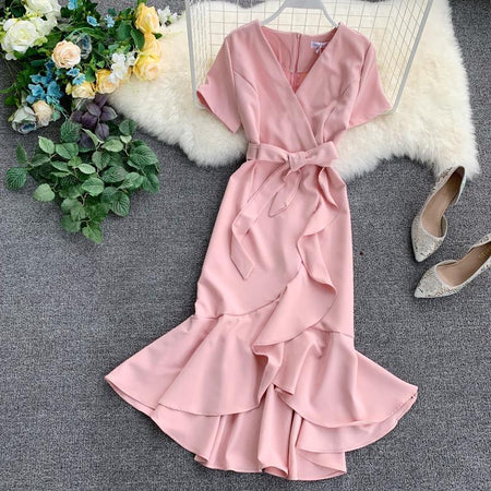 Retro Solid Color V-Line Short-Sleeved High-Waist Lace-Up Front Short And Long Back - ANIBEY