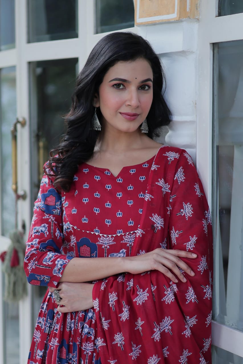 WGC Anarkali Gown Price in India - Buy WGC Anarkali Gow - ANIBEY