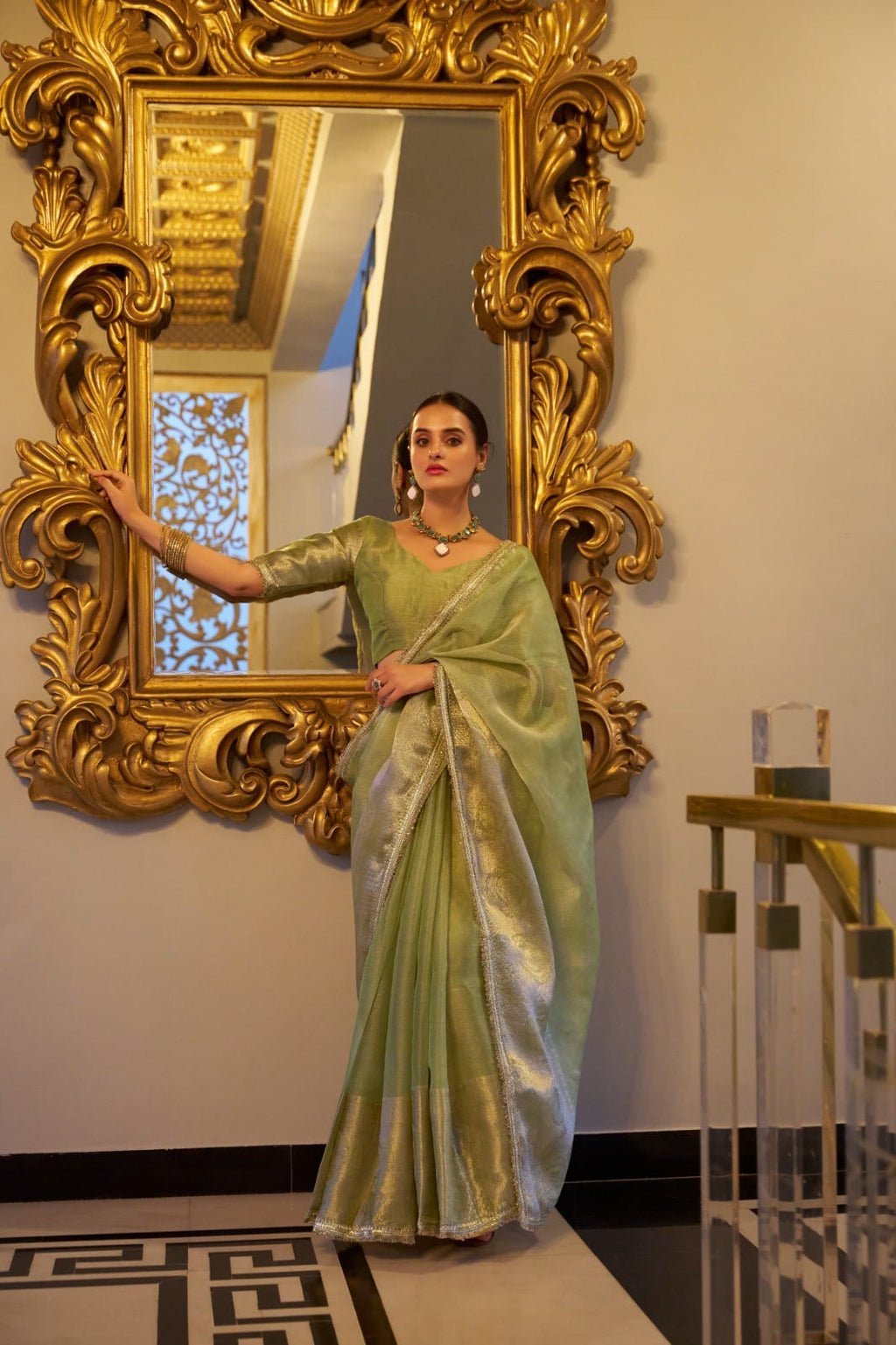 Buy Mitera Zari Woven Floral Organza Saree - Sarees for - ANIBEY
